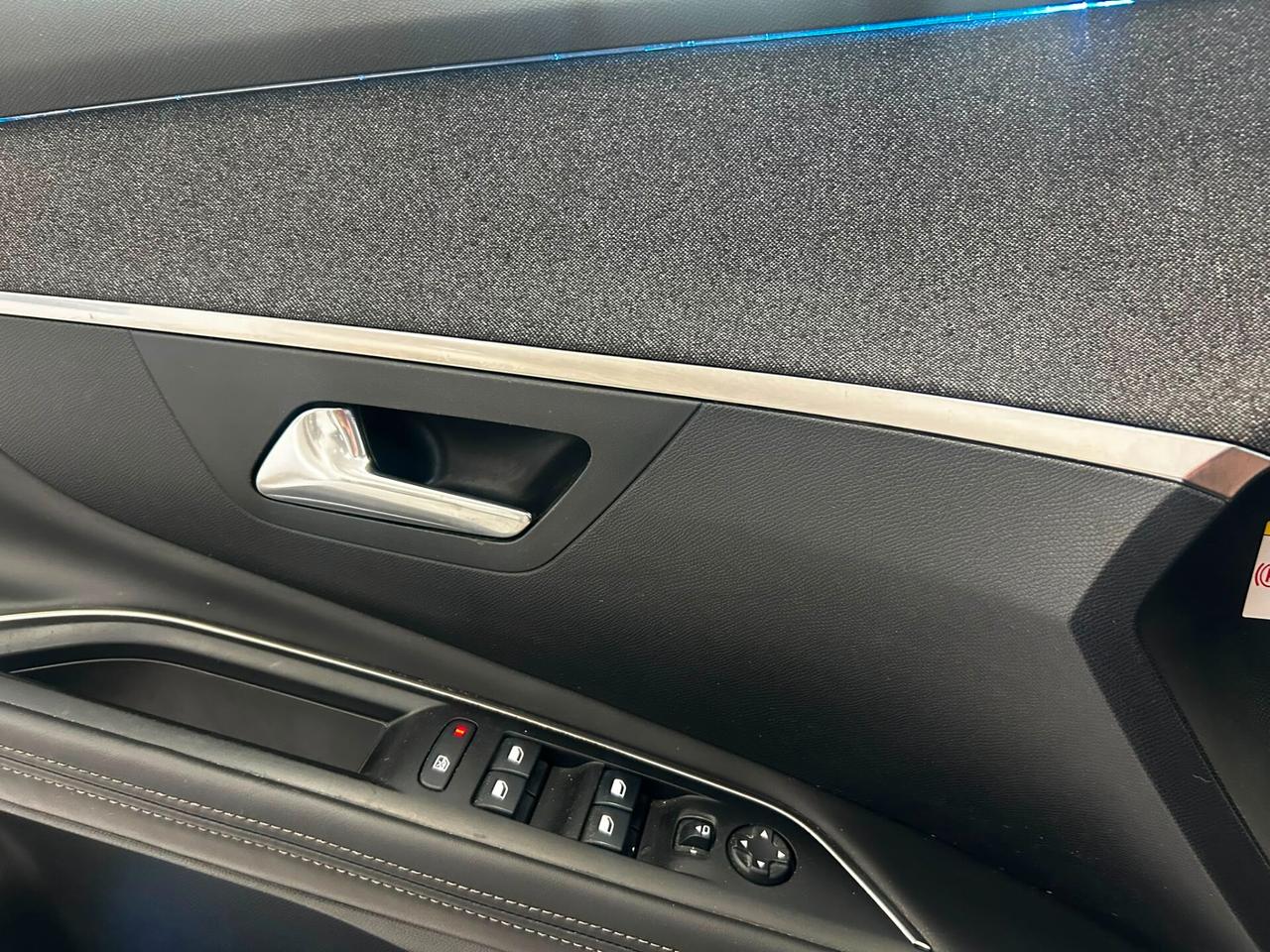 Peugeot 3008 BlueHDi 2018