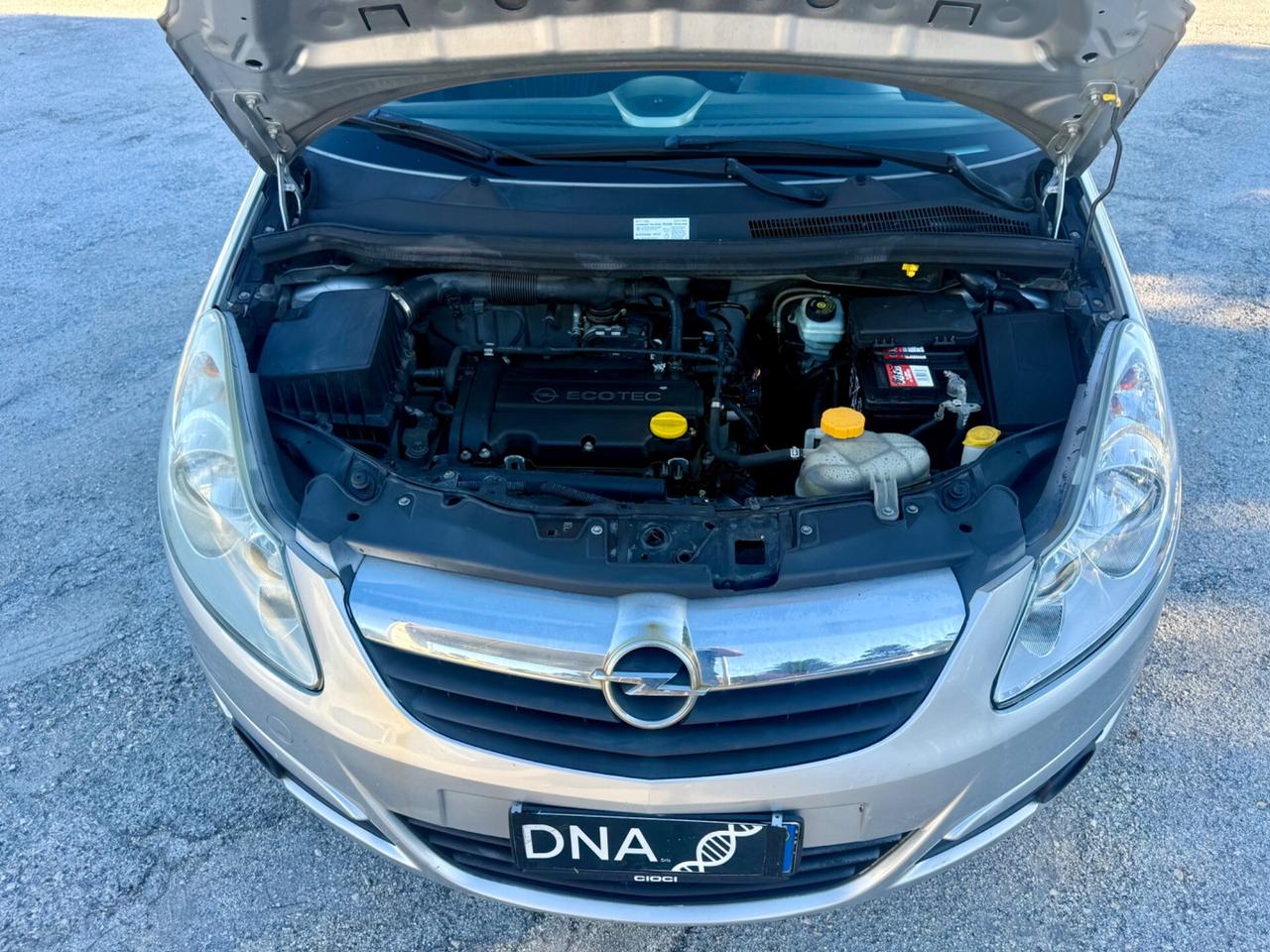 Opel Corsa 1.2 Benzina Neopatentati 130milaKM