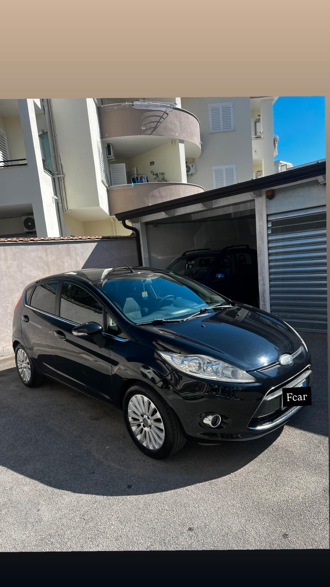 Ford Fiesta 1.4 5 porte Bz.- GPL Titanium neopatentati