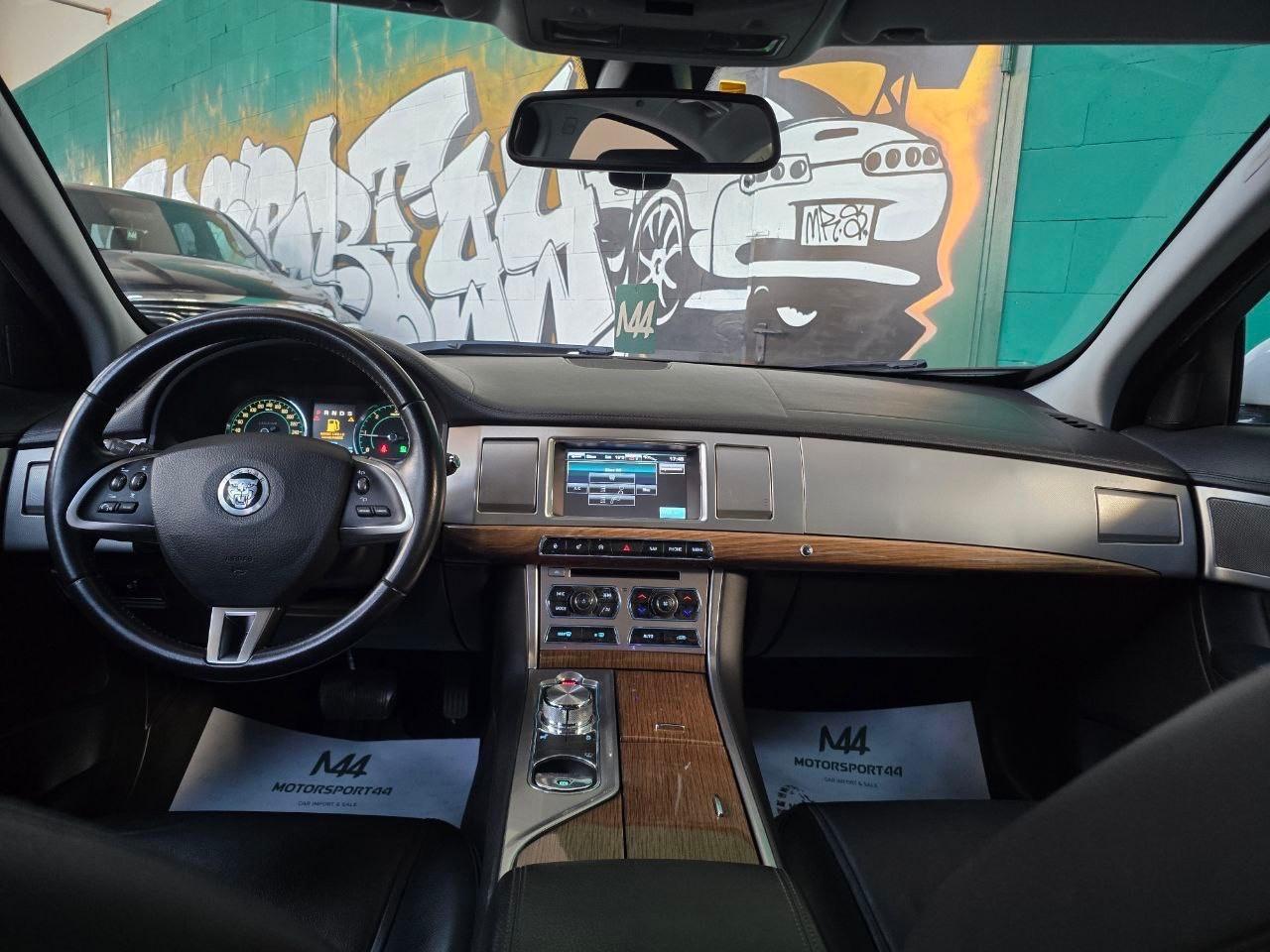 Jaguar XF 2.2 D 190 CV