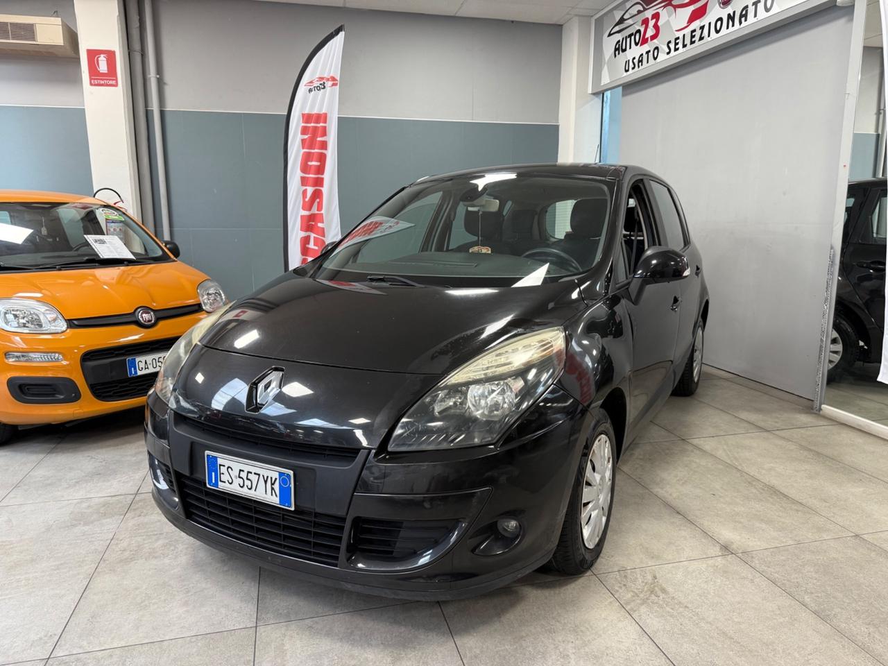 Renault Scenic Scénic X-Mod 1.5 dCi Confort 105CV