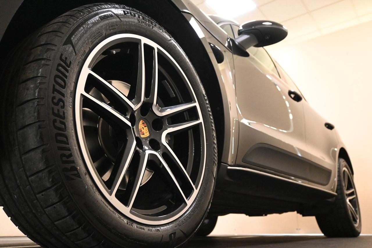PORSCHE Macan 1ªs. '13-'25 Macan 2.0