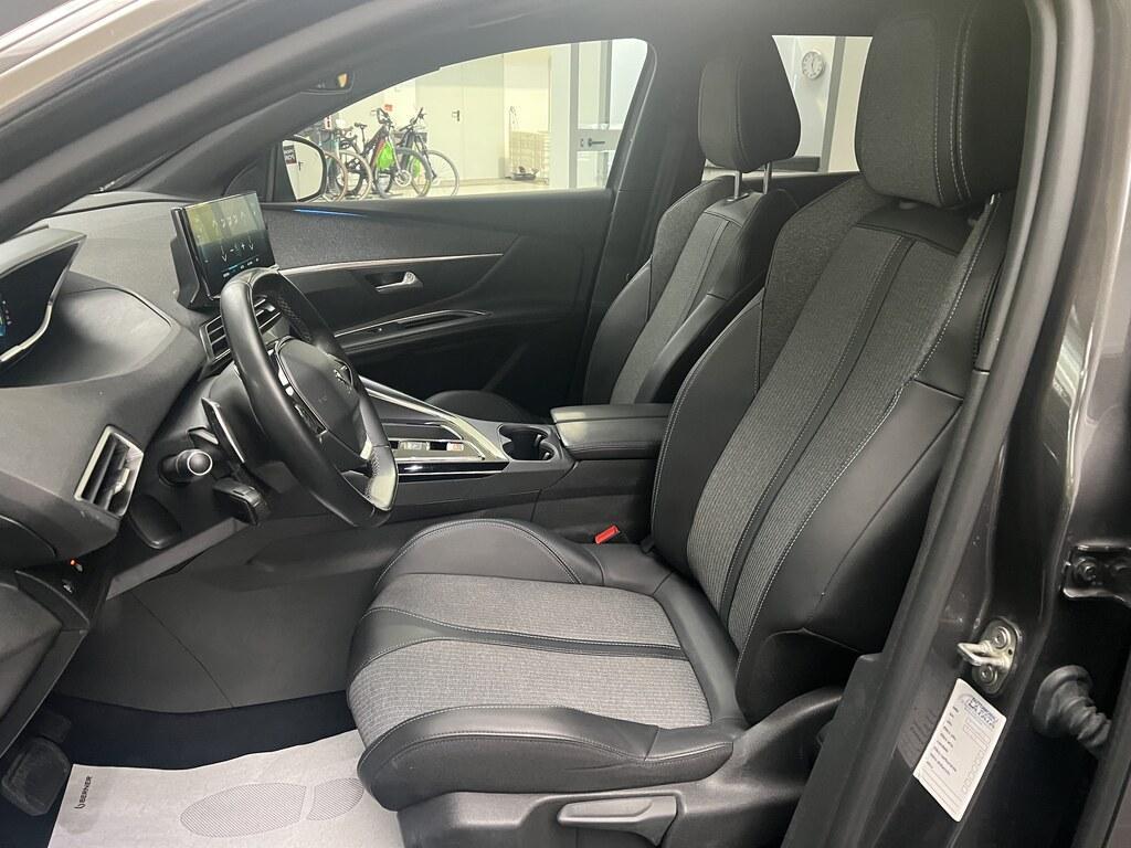 Peugeot 3008 1.6 HYbrid4 Allure Pack 4x4 e-EAT8