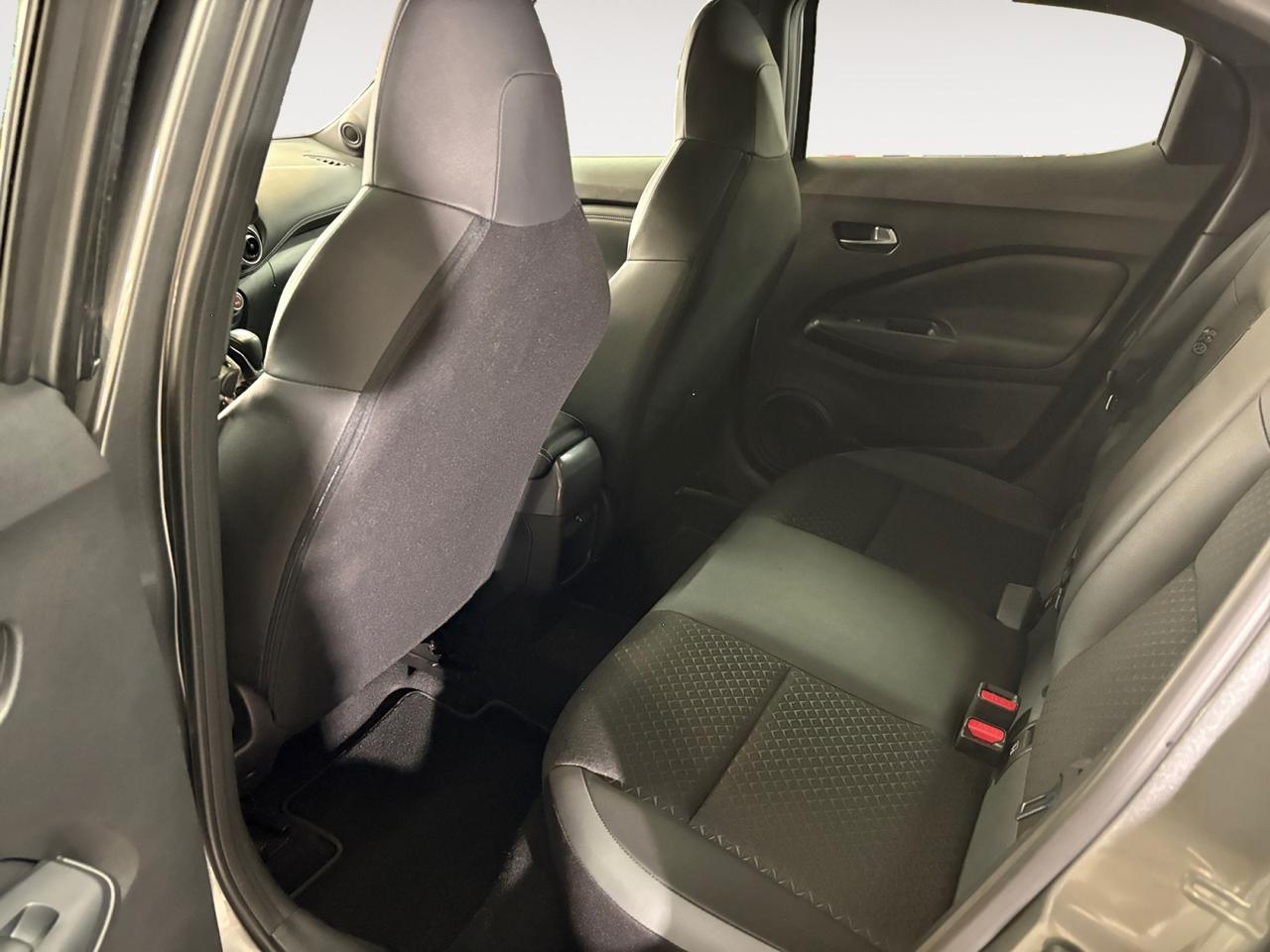 NISSAN Juke 1.6 hev N-Connecta