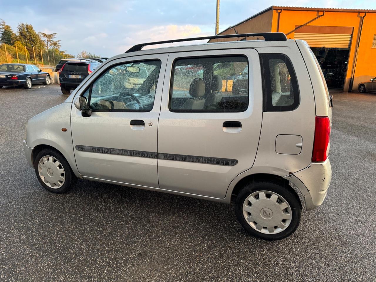 Opel Agila (per neopatentati)