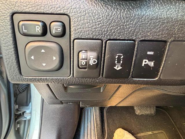 TOYOTA Auris Touring Sports 1.8 Hybrid Lounge "ProMMo"