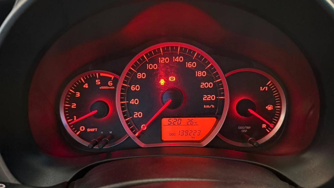 TOYOTA YARIS 1.4 D 5 PORTE LOUNGE 2014