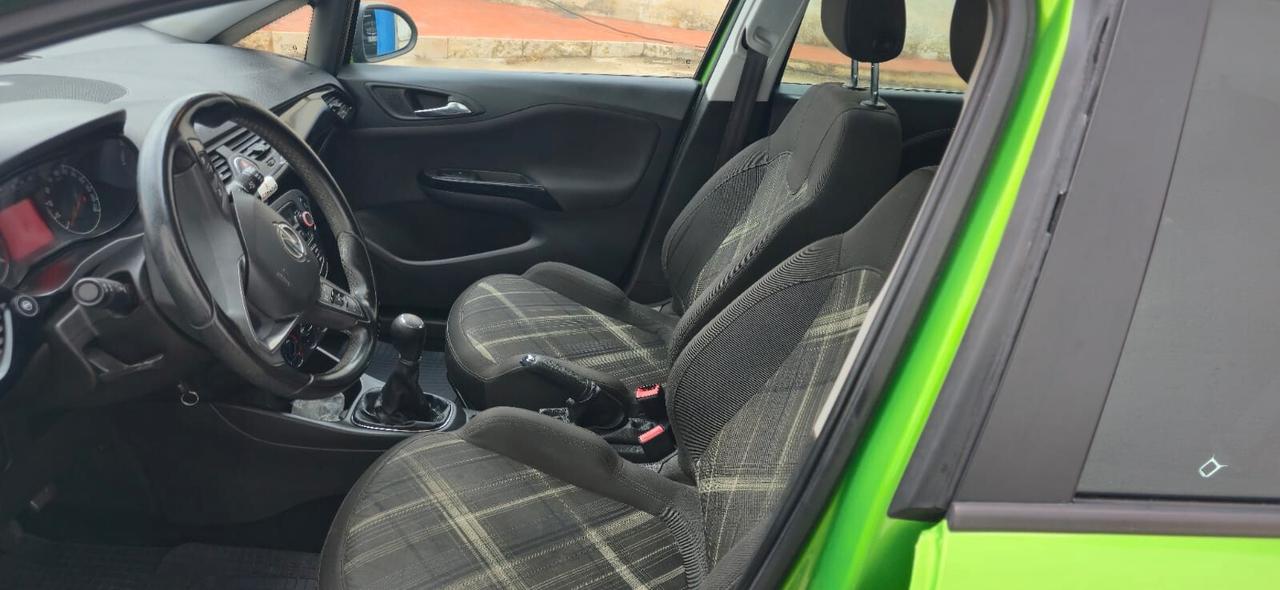 Opel Corsa 1.2 5P INNOVATION