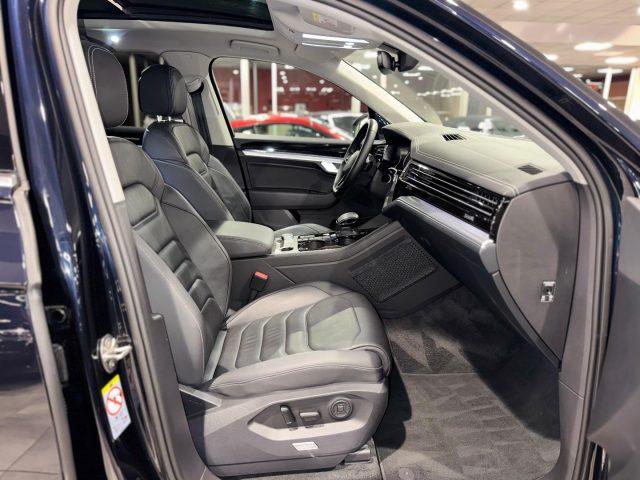 VOLKSWAGEN Touareg 3.0 V6 TDI 286 CV SCR ELEGANCE *UNIPROP*TETTO*