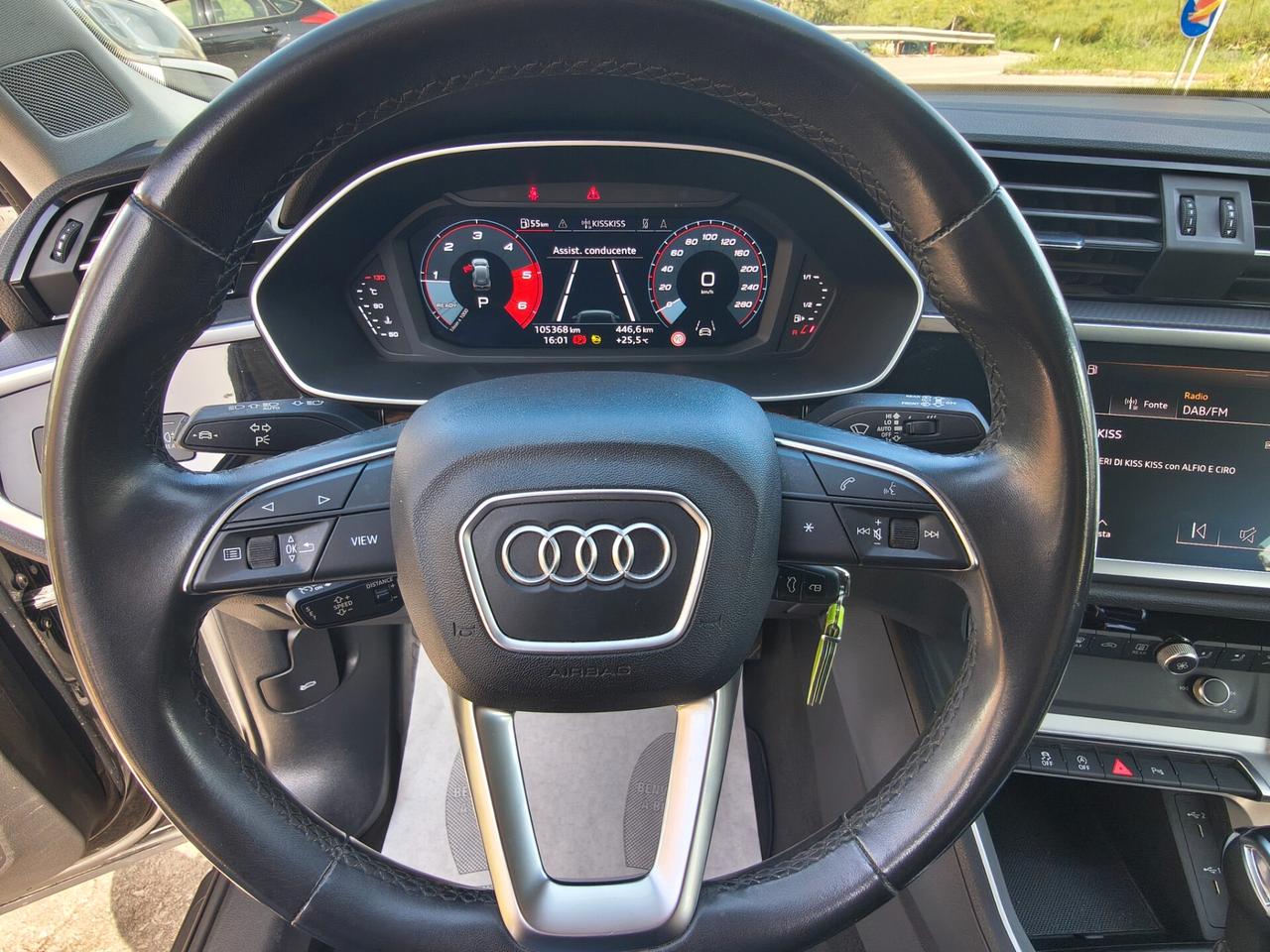 Audi Q3 35 TDI S tronic Business