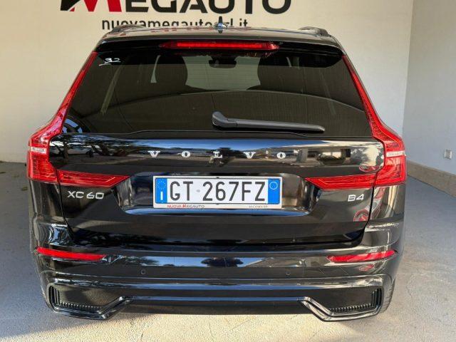 VOLVO XC60 B4 (d) AWD automatico Plus Dark