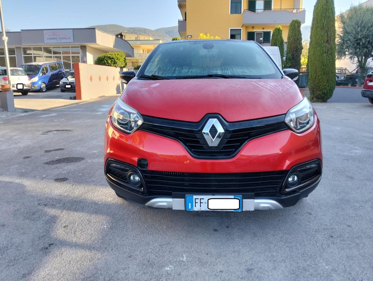 Renault Captur 900 Benzina 90cv Motore Rotto 2016