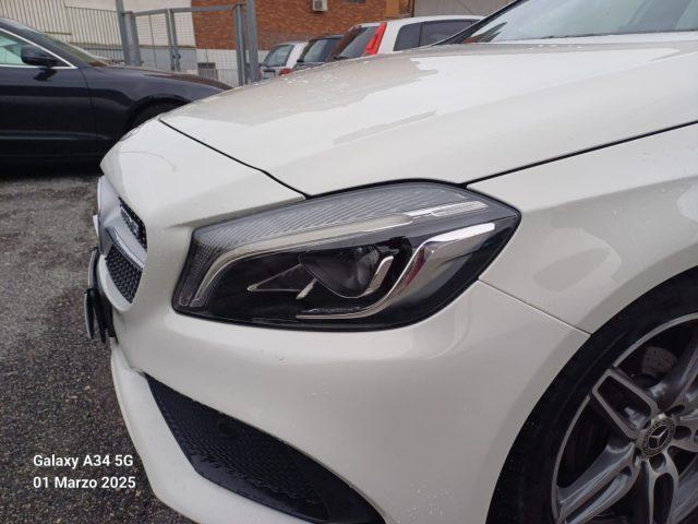 MERCEDES-BENZ A 180 d Automatic Premium