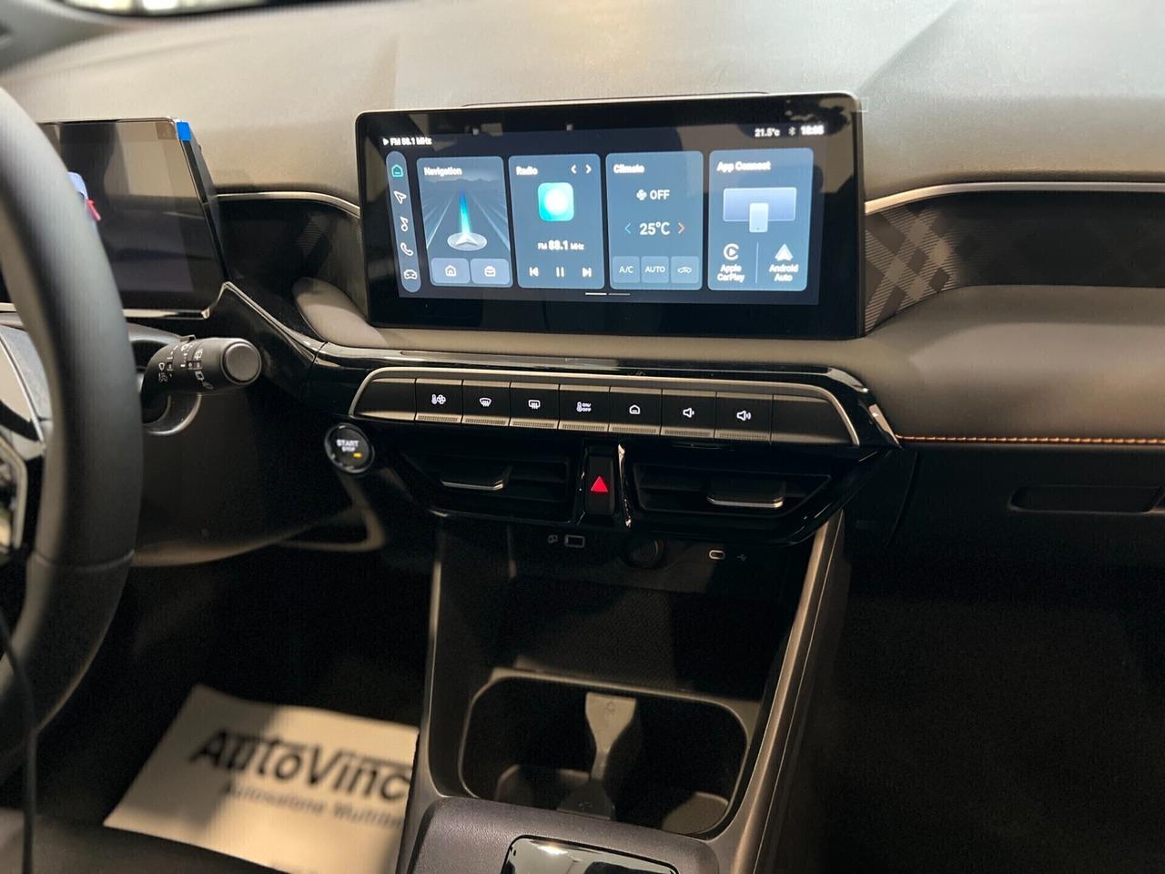 MG3 HYBRID PLUS LUXURY 195 CV AUTO KM0
