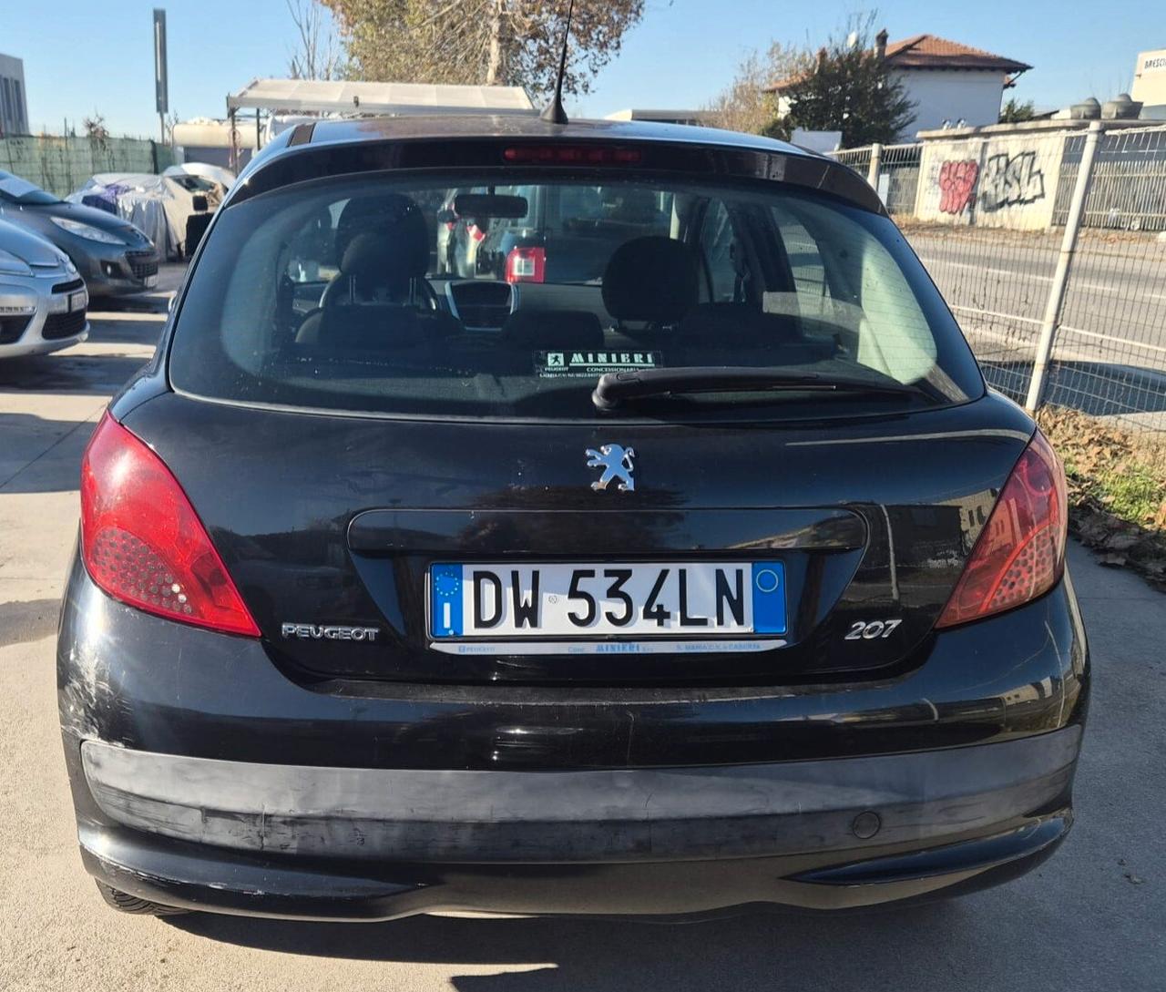 Peugeot 207 1.4 HDi 70CV 5p. XS