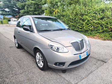 LANCIA YPSILON 1,2 BENZ- KM 110000-OK NEOPATENTATI