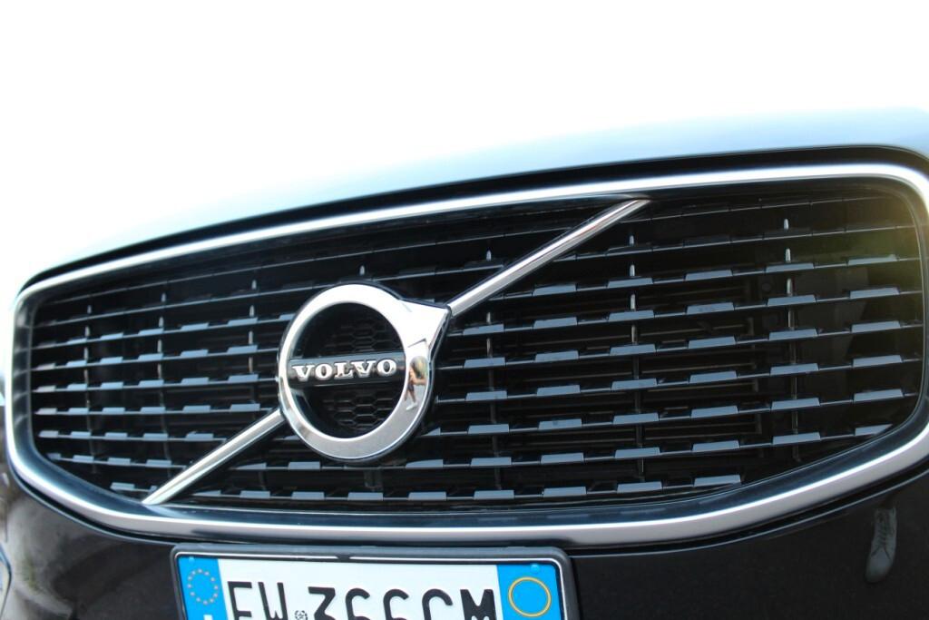 VOLVO XC60 D4 Aut. R-Design *SOLI 67.000 KM