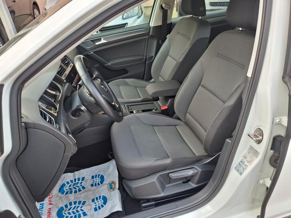 Volkswagen Golf 7.5 2.0 TDI 150cv DSG 12/2019
