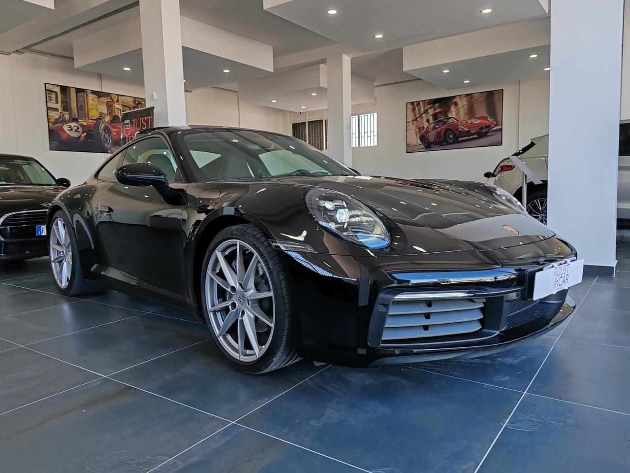 Porsche 911 Carrera 2023