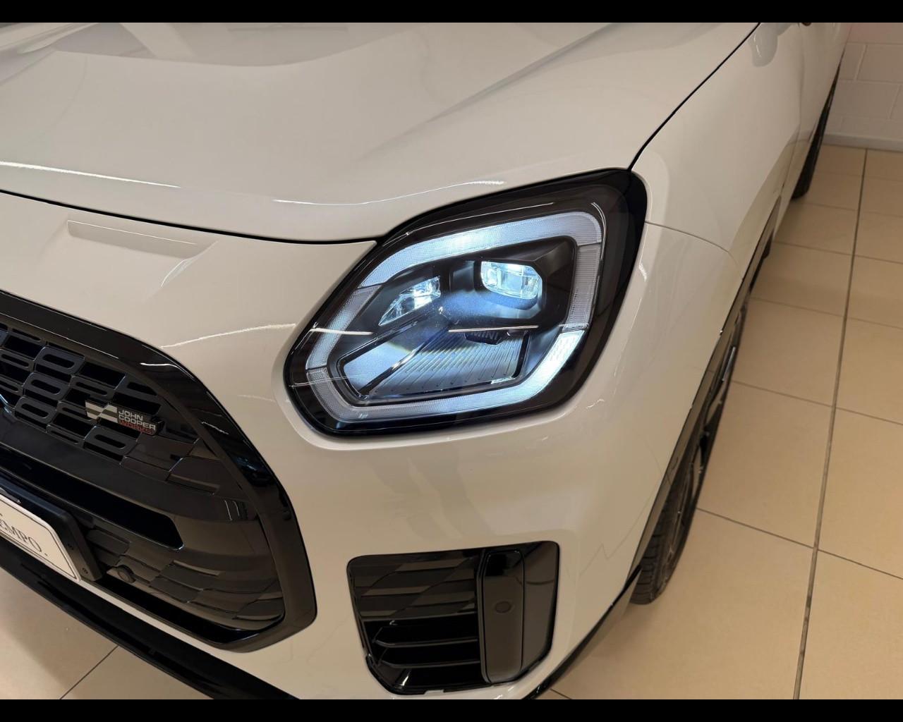 MINI Mini Countrym.(U25) - Mini Countryman S ALL4 JCW