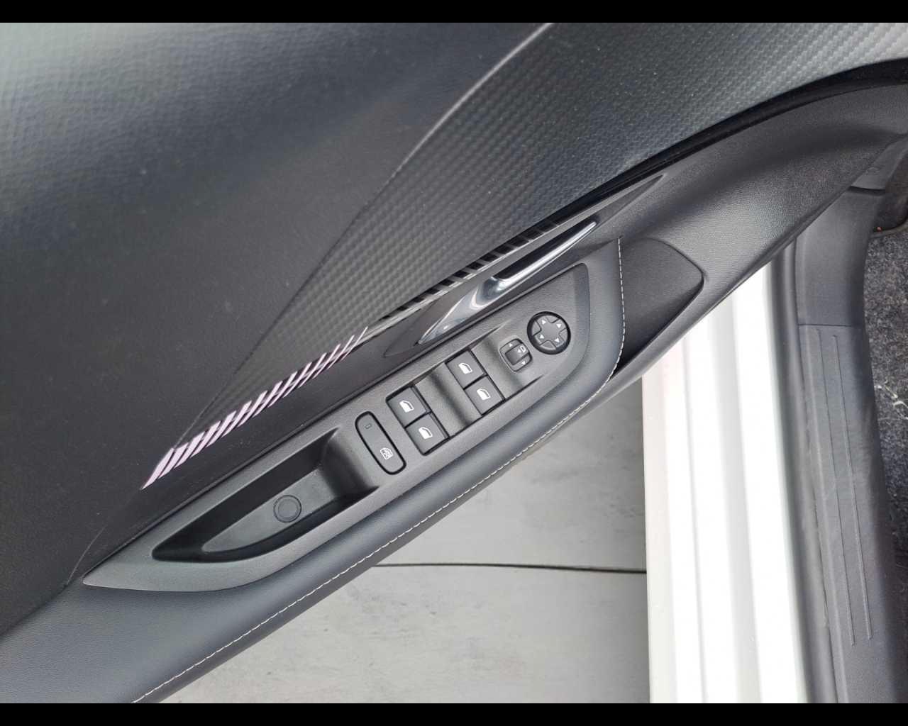 PEUGEOT 208 2ª serie - 208 PureTech 100 Stop&Start 5 porte Allure