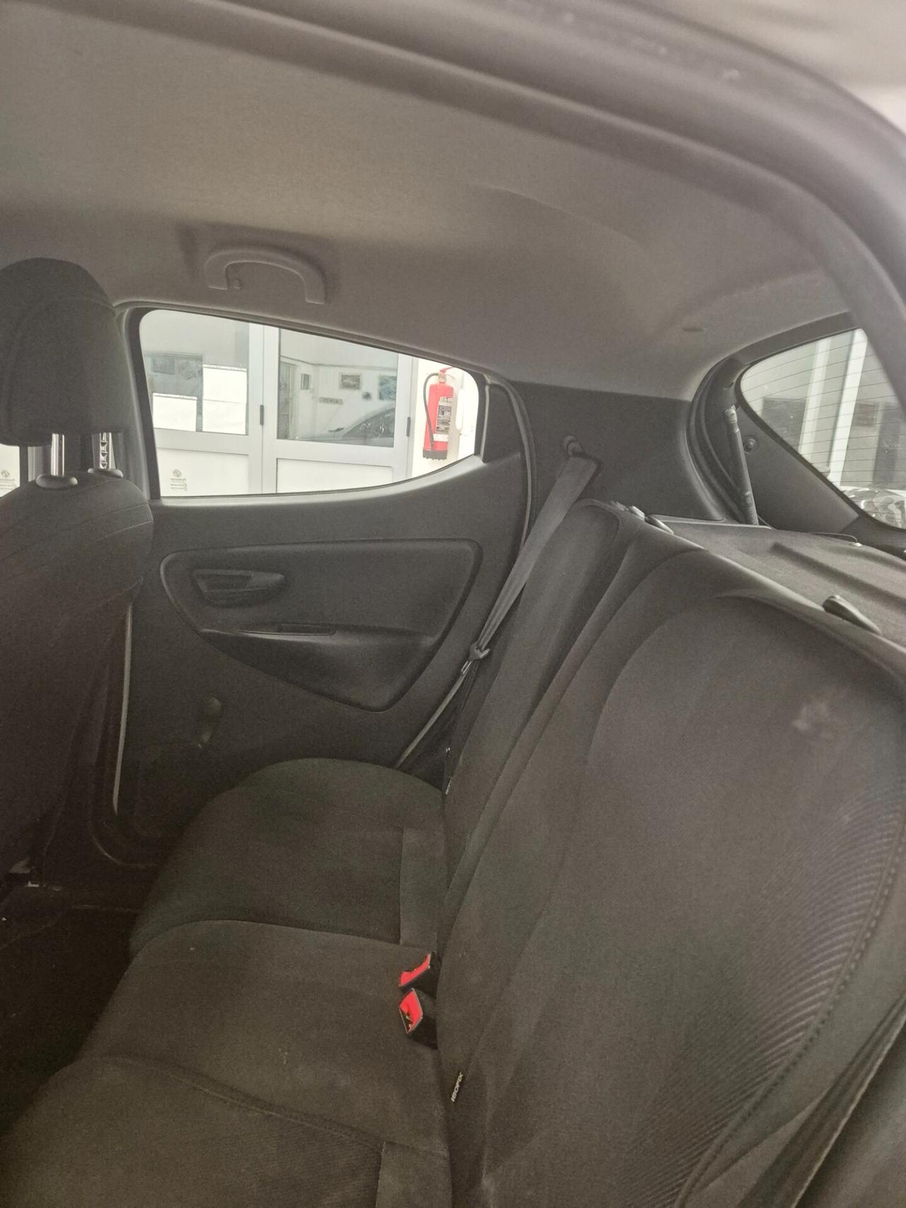 Lancia Ypsilon 0.9 TwinAir 5 porte Metano Ecochic Platinum