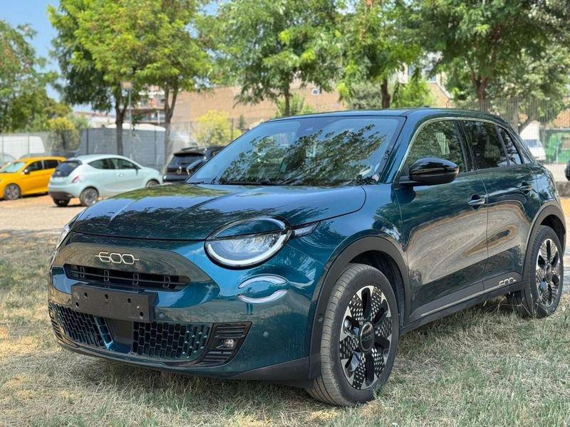 FIAT 600 Hybrid 100 CV DCT MHEV La Prima
