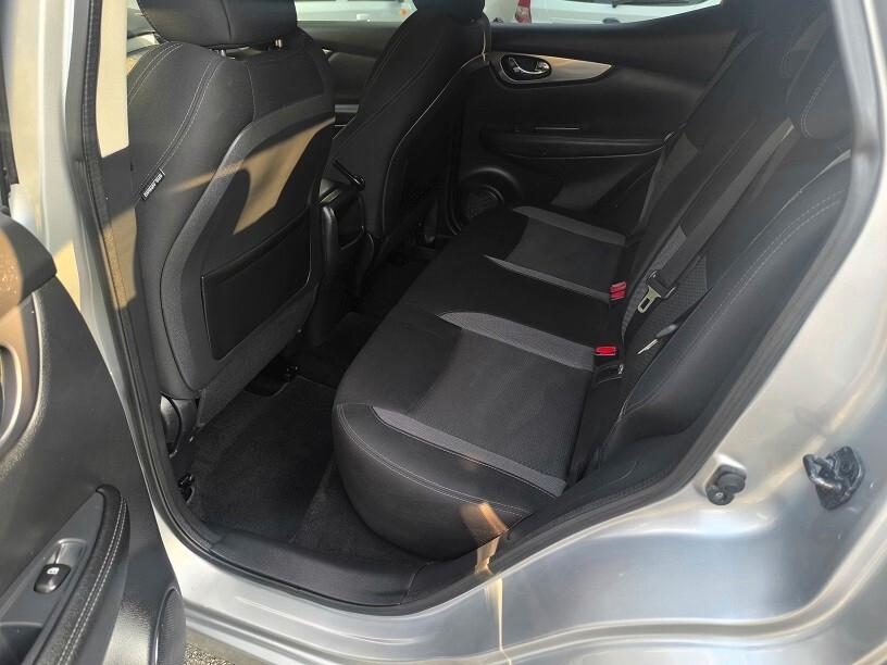 Nissan Qashqai 1.5 dCi N-Connecta