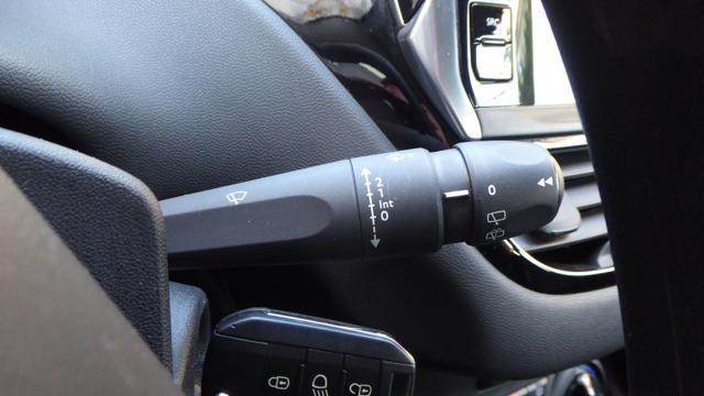 PEUGEOT 208 1° serie PureTech 82 5 porte Active