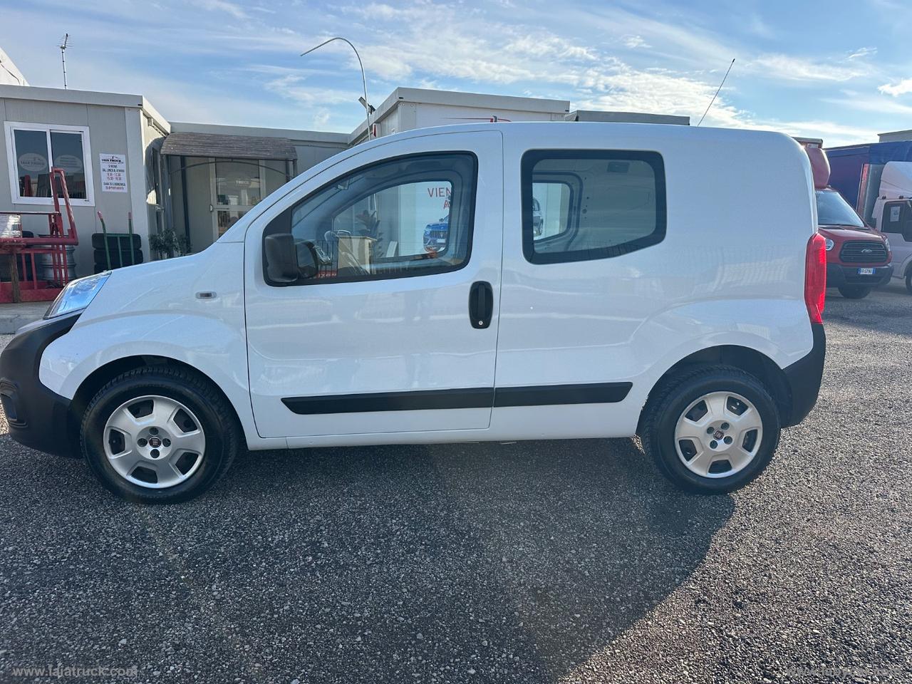 Fiorino 1.3 MJT 95CV Cargo SEMIVETRATO