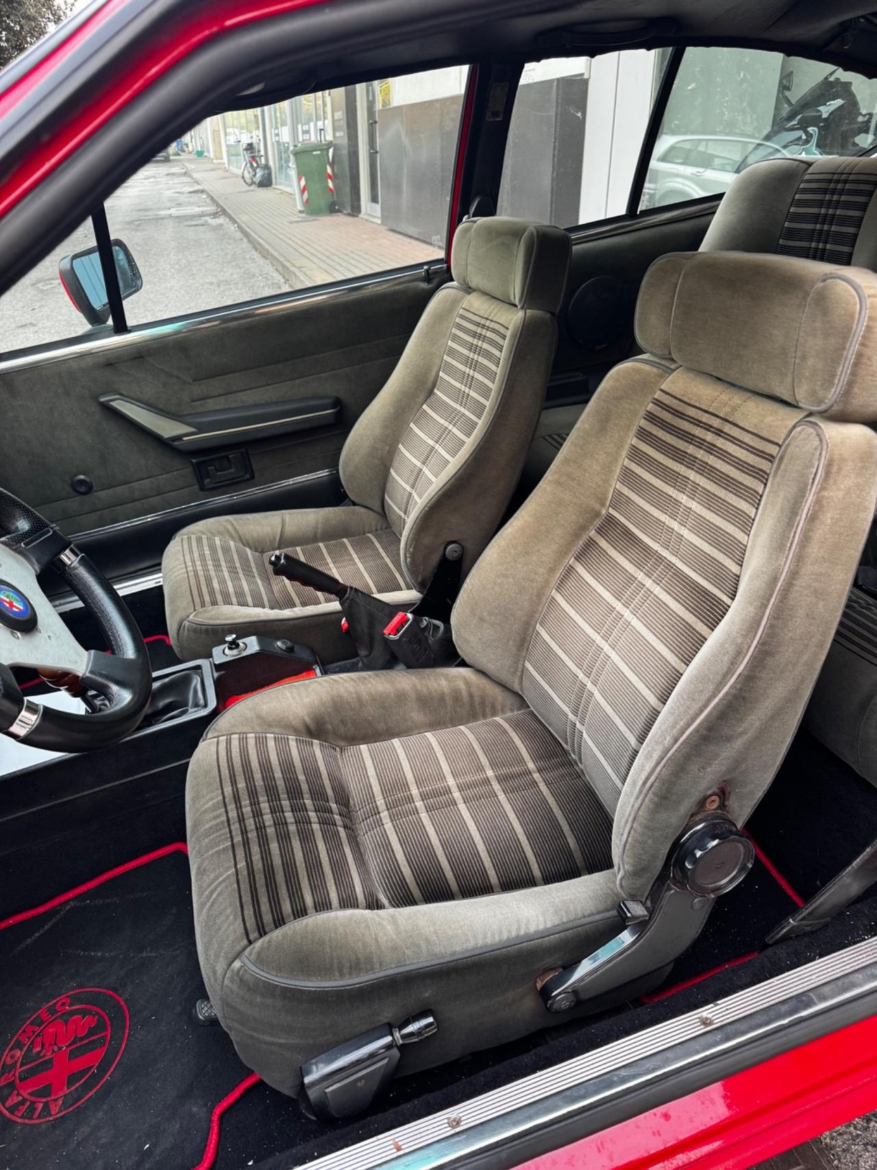 Alfa Romeo 6 GTV6 2.5