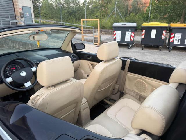 VOLKSWAGEN New Beetle 1.9 TDI 105CV Cabrio Lim. Red Edt. Bellissima