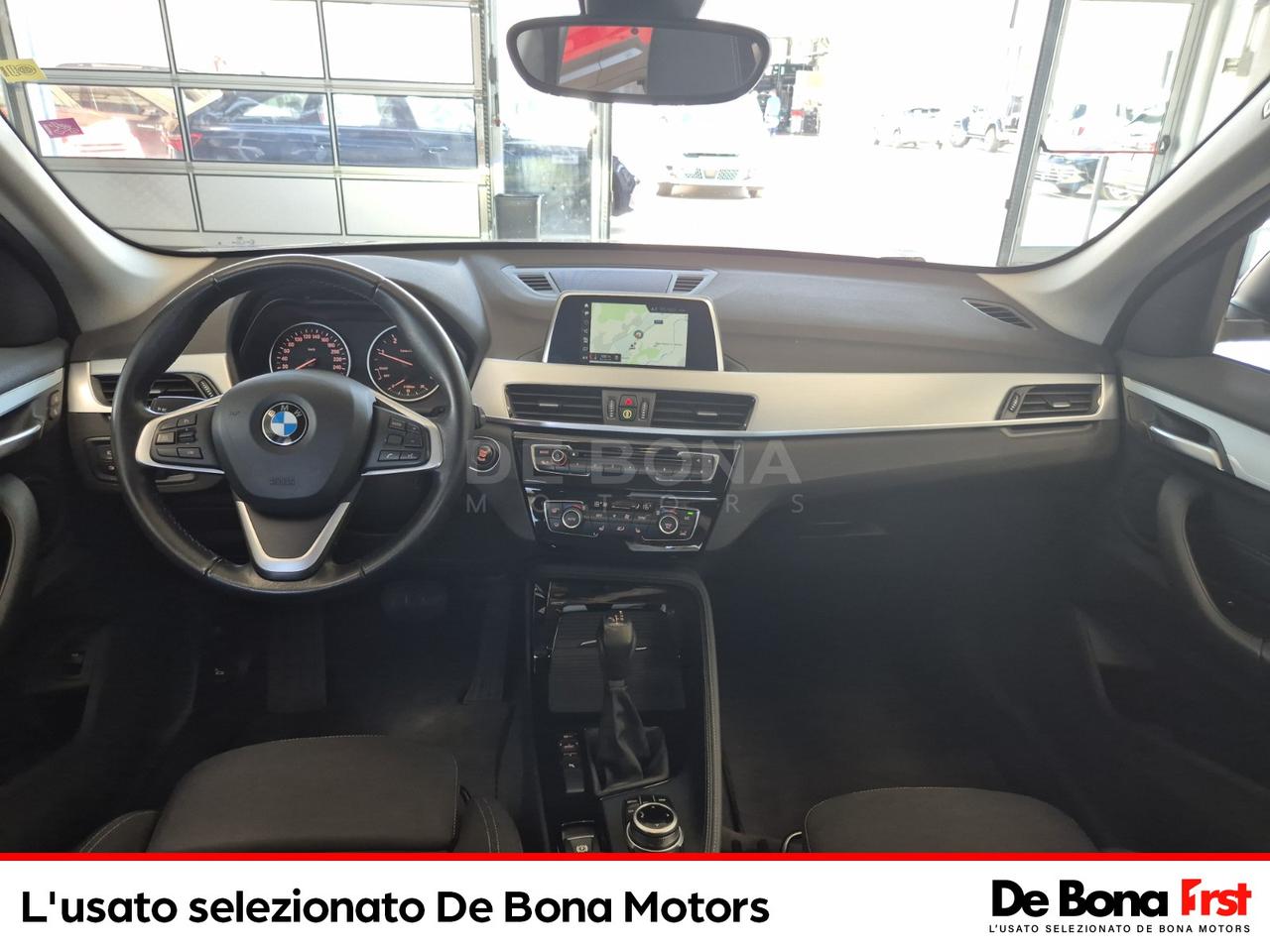 BMW X1 sdrive18i 140cv