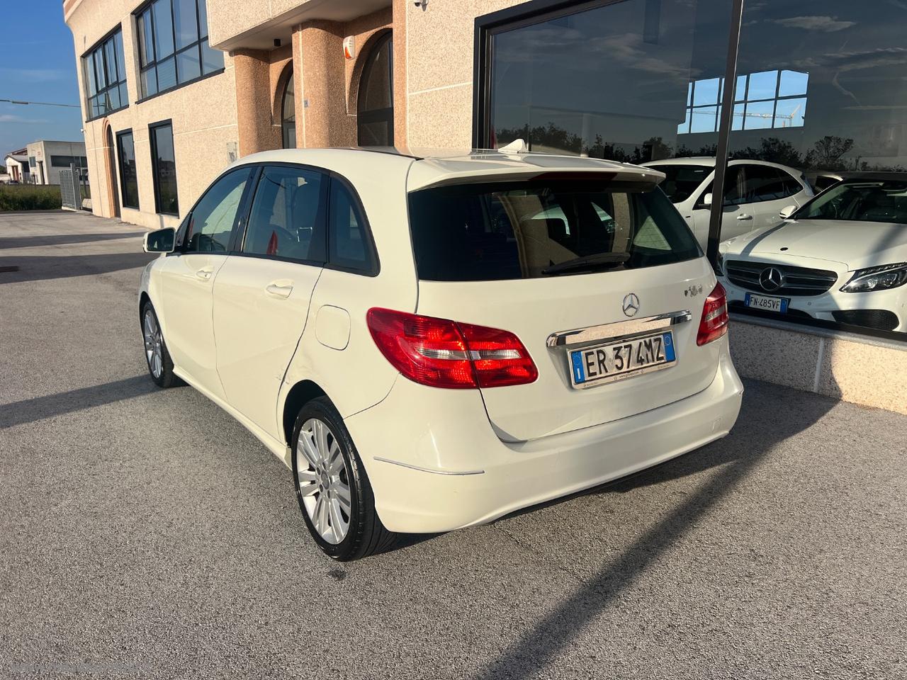 MERCEDES-BENZ B 180 CDI Executive TELECAMERA CERCHI 17