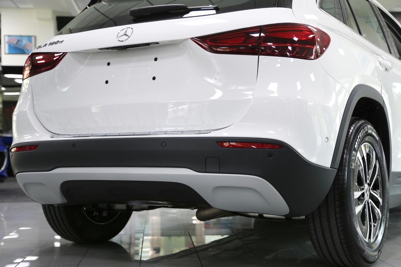 Mercedes GLA 180 d Automatic Advanced