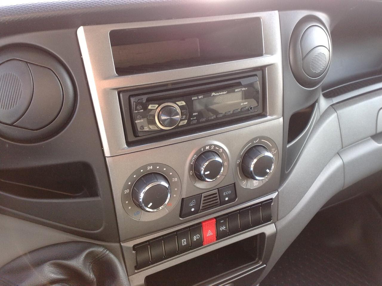 Iveco Daily 35s15 2.3hpt CASSONE FISSO - 2012