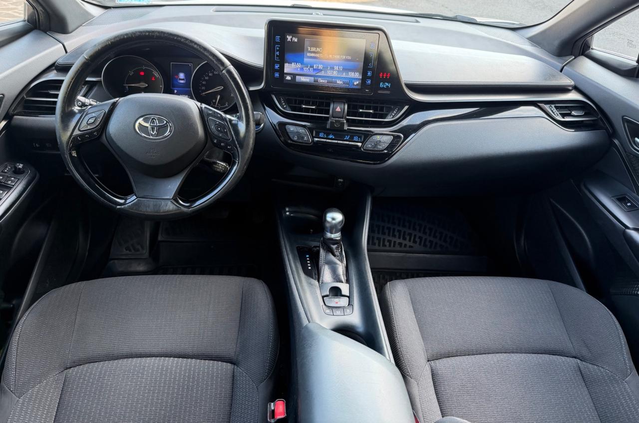 Toyota C-HR 1.8 Hybrid E-CVT Active