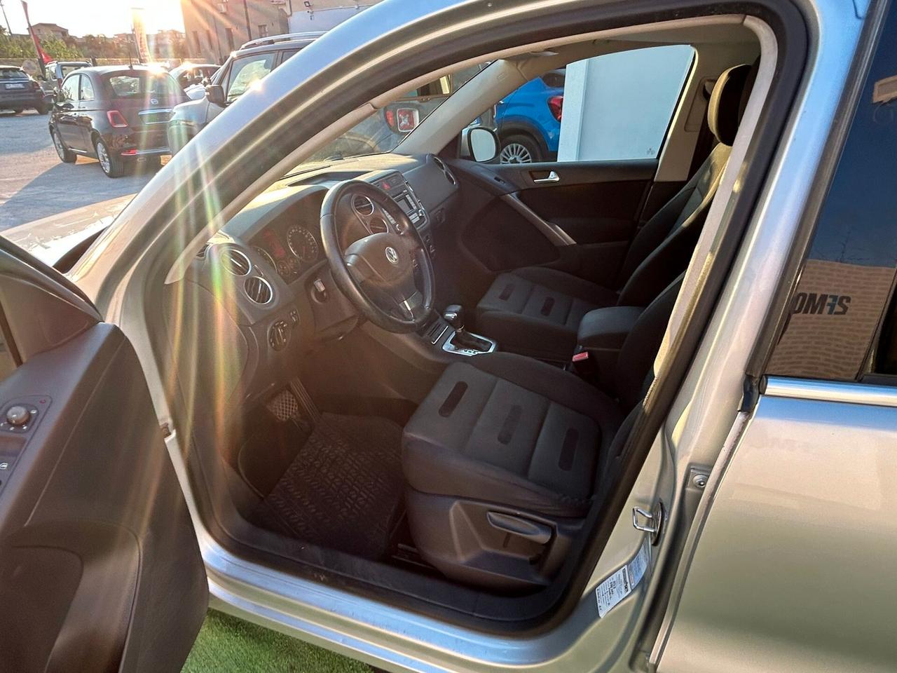 Volkswagen Tiguan 2.0 tdi Track&Field 4motion tip tronic