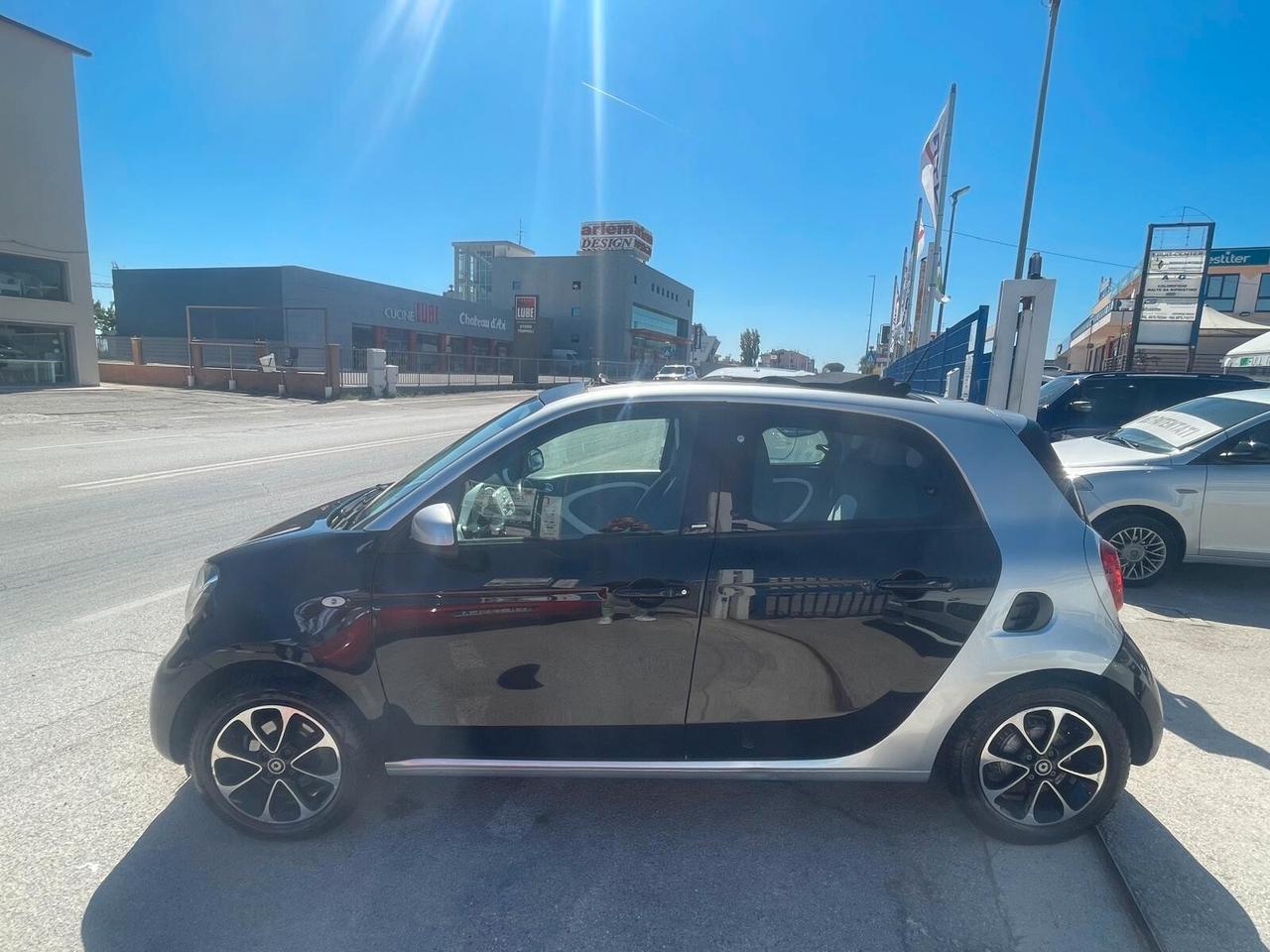 Smart ForFour 70 1.0 twinamic Prime CABRIO 5 PORTE