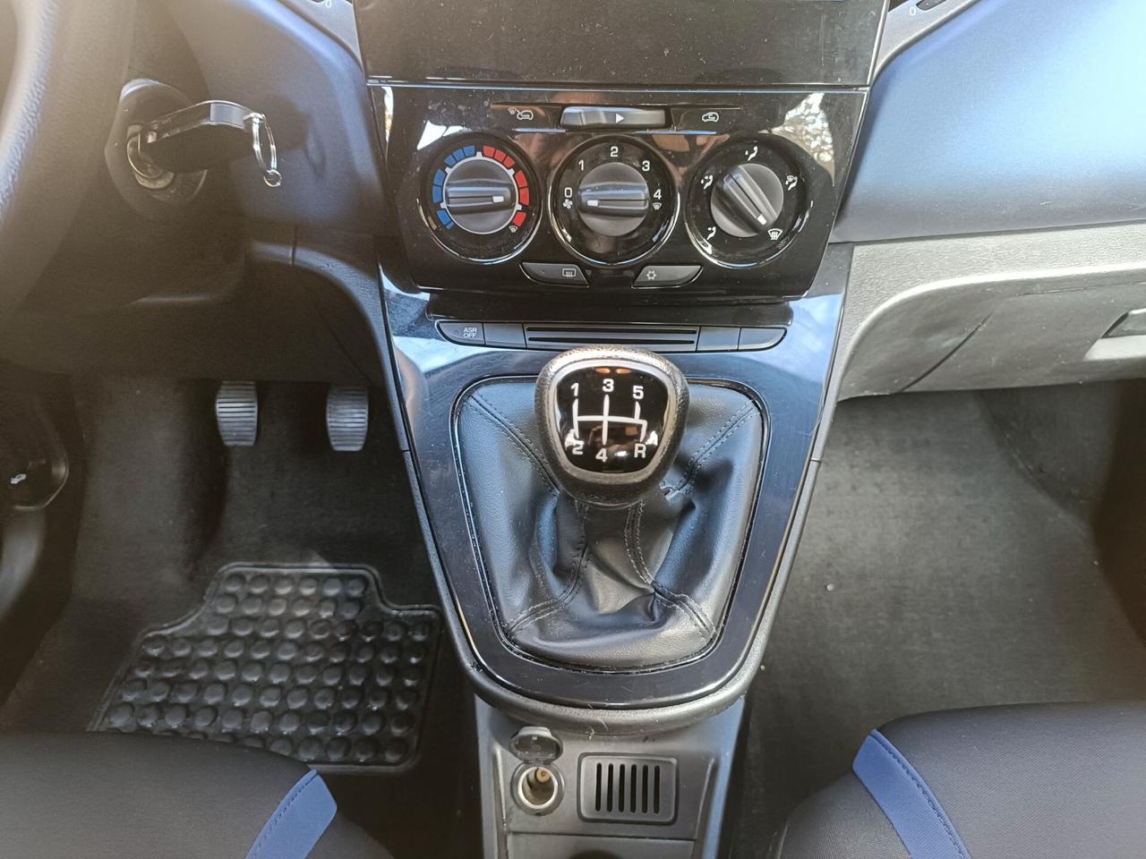 Lancia Ypsilon 1.2 69 CV 5 porte Silver