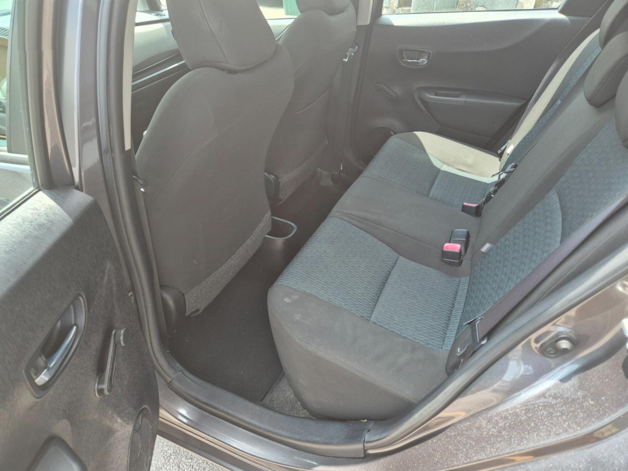 Toyota Yaris 1.0 5 porte Lounge BELLISSIMA