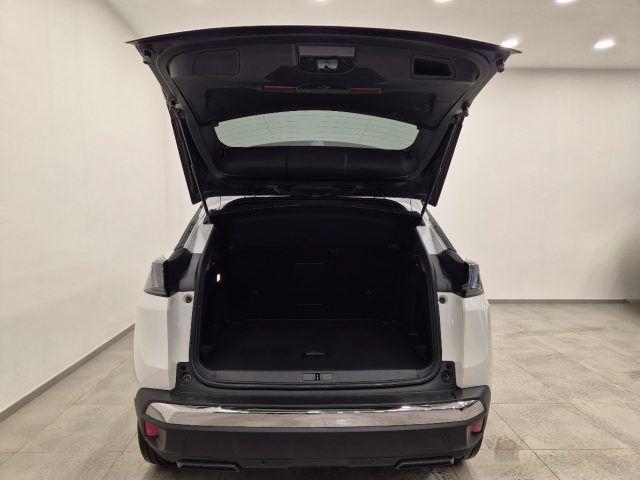 PEUGEOT 3008 PureTech Turbo 130 S&S Allure Pack N1 Autocarro