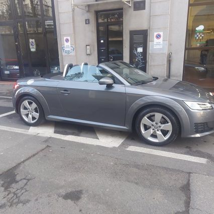 Audi TT Roadster 2.0 TDI 184CV CABRIO