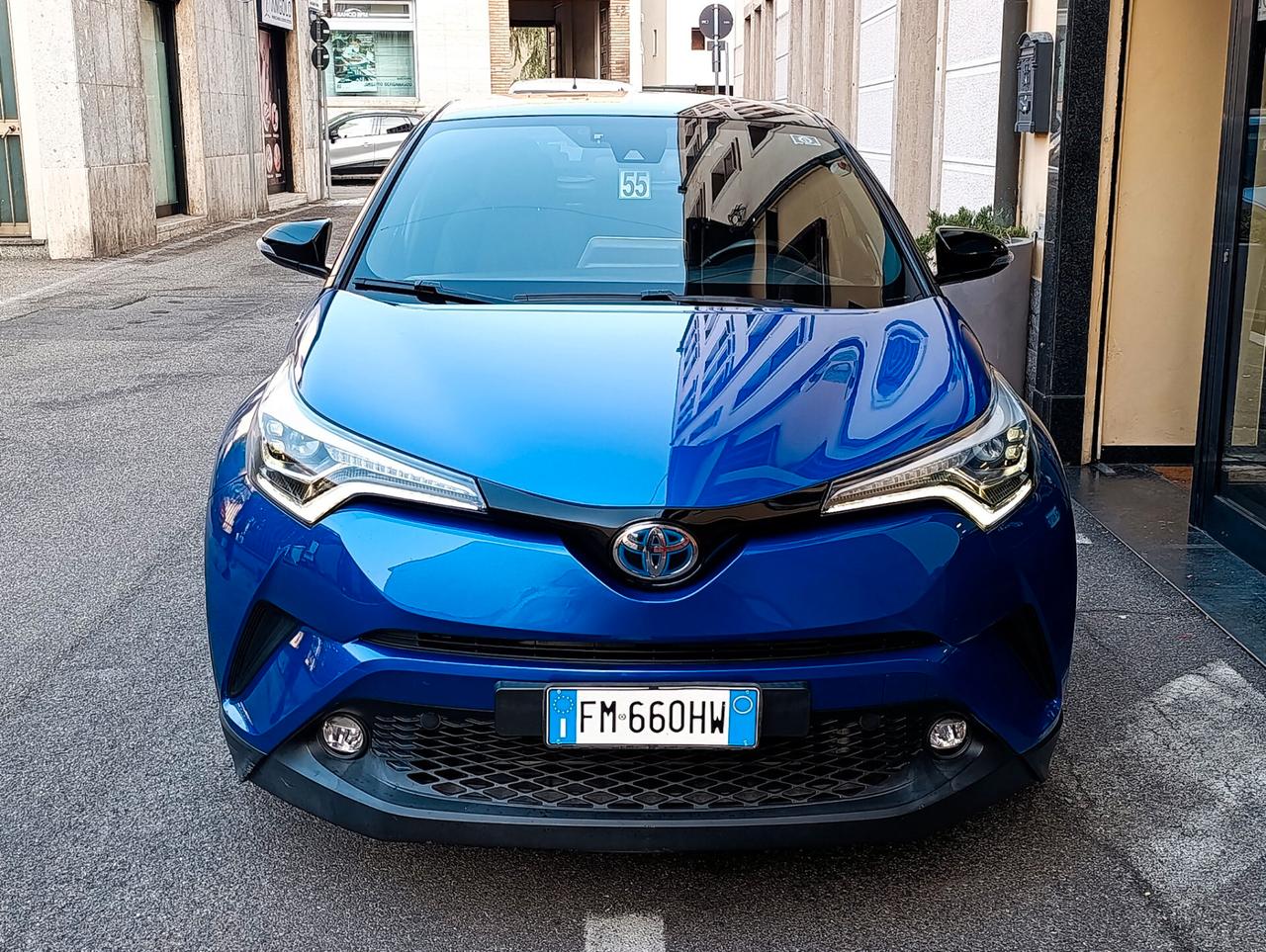 Toyota C-HR 1.8 Hybrid E-CVT Trend tagliandata Toyota