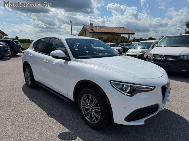 ALFA ROMEO Stelvio Stelvio 2.2 t Business Q4 190cv auto TG : GJ522AX