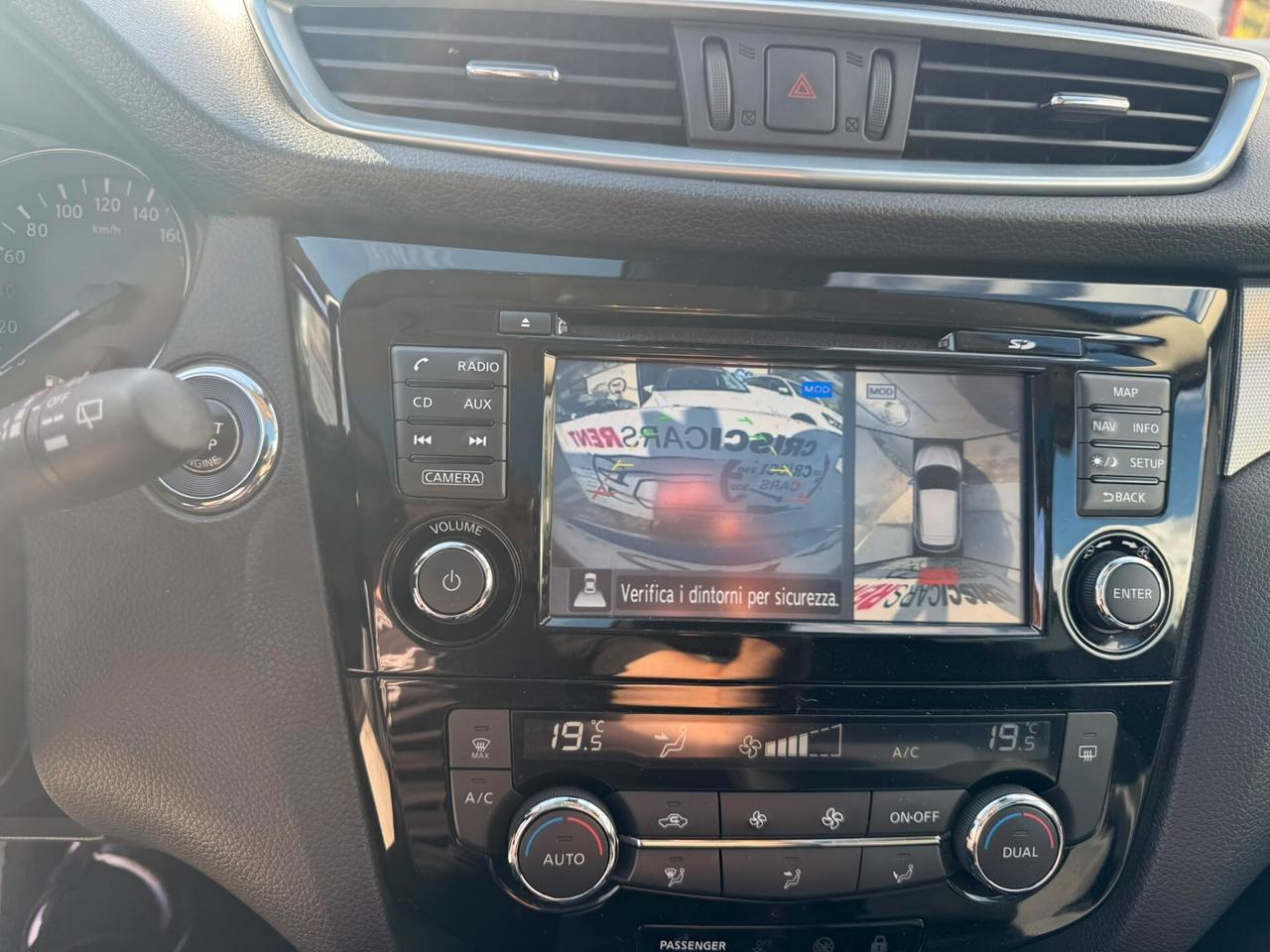 Nissan Qashqai 1.5 N-connecta Full Optional Tetto/navi/camera 360