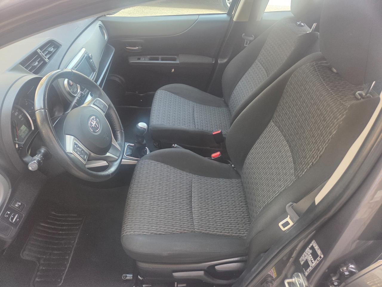 TOYOTA YARIS ANNO 2014 1.0 BENZINA 70 CV KM 90000 CERTIF