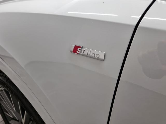 AUDI Q3 SPB 35 TDI S tronic S line edition