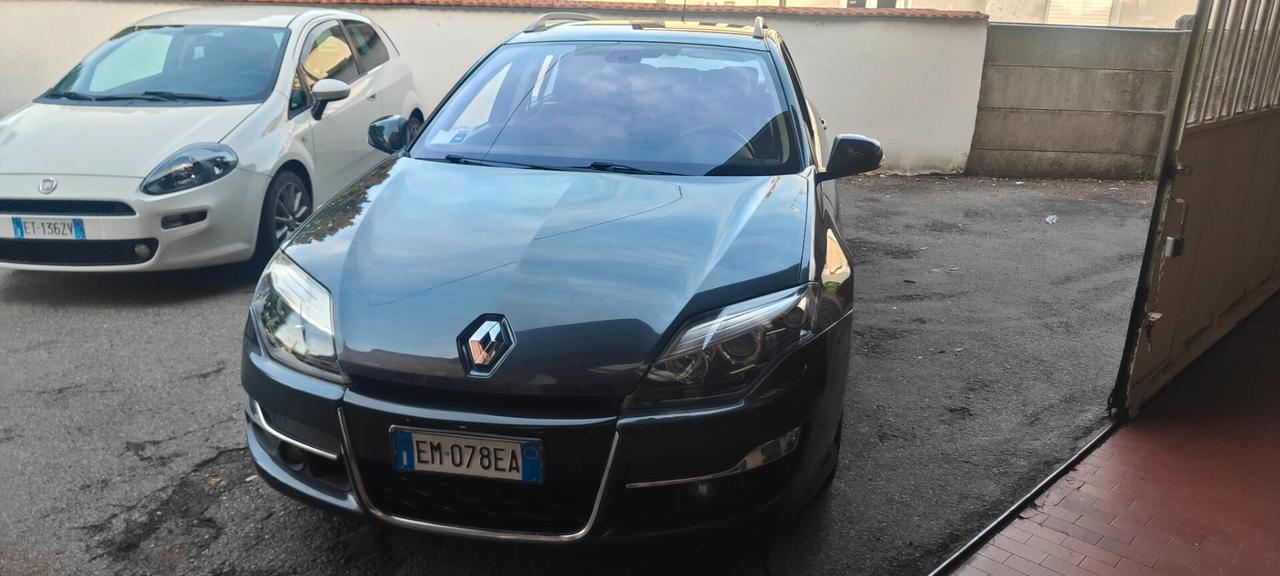 Renault Laguna 2.0 dCi 175CV SporTour Proactive 4Control ESM