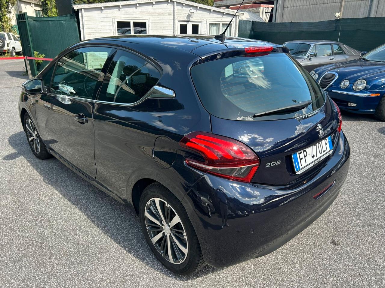 Peugeot 208 PureTech 82 3 porte Active